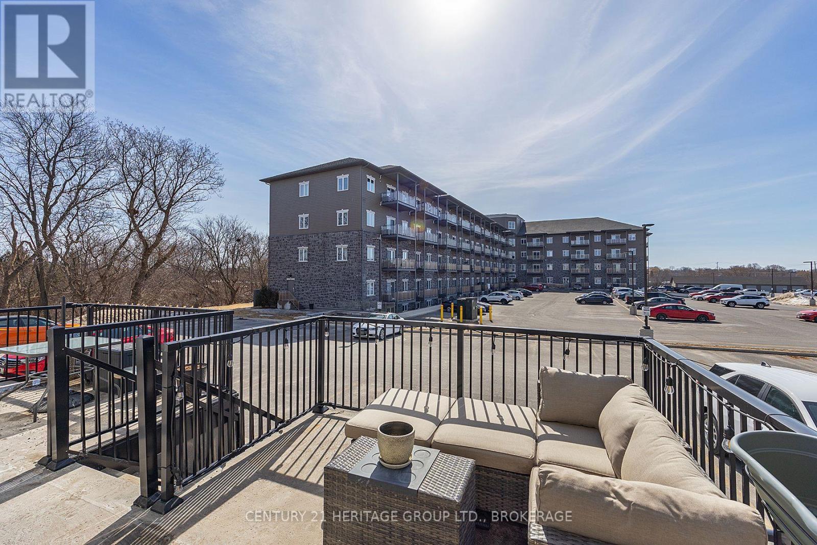 3 Bedroom Condo - Image 2