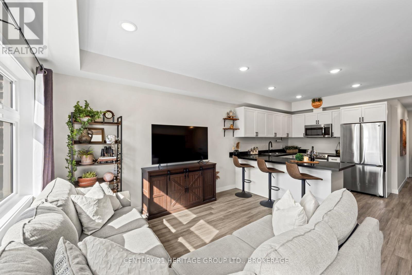 3 Bedroom Condo - Image 6