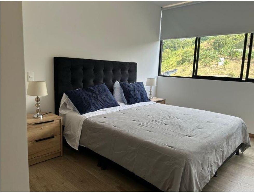 Beautiful 2 bedroom condo in Trianon Envigado - Image 9