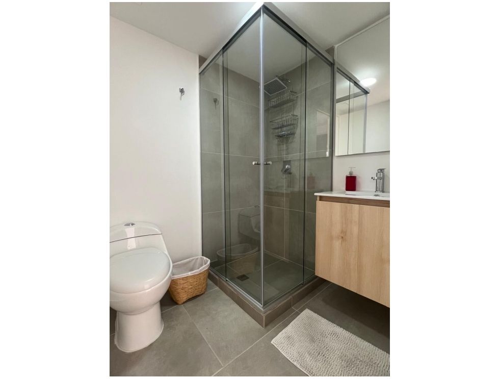 4 Bed Condo Balsos Poblado - Image 7