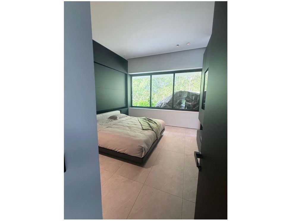 Luxury in the higher ups of El Poblado - Image 12