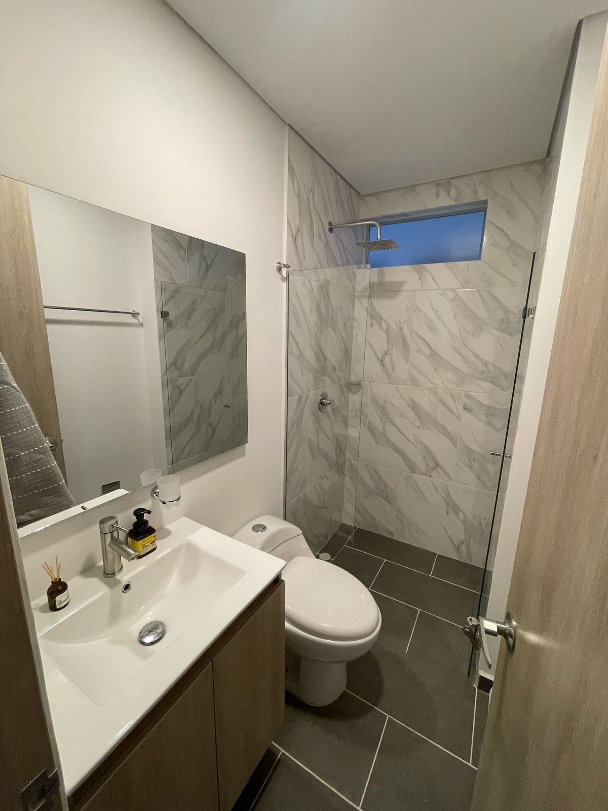 BRAND NEW APARTMENT FOR SALE IN SABANETA! - Image 4