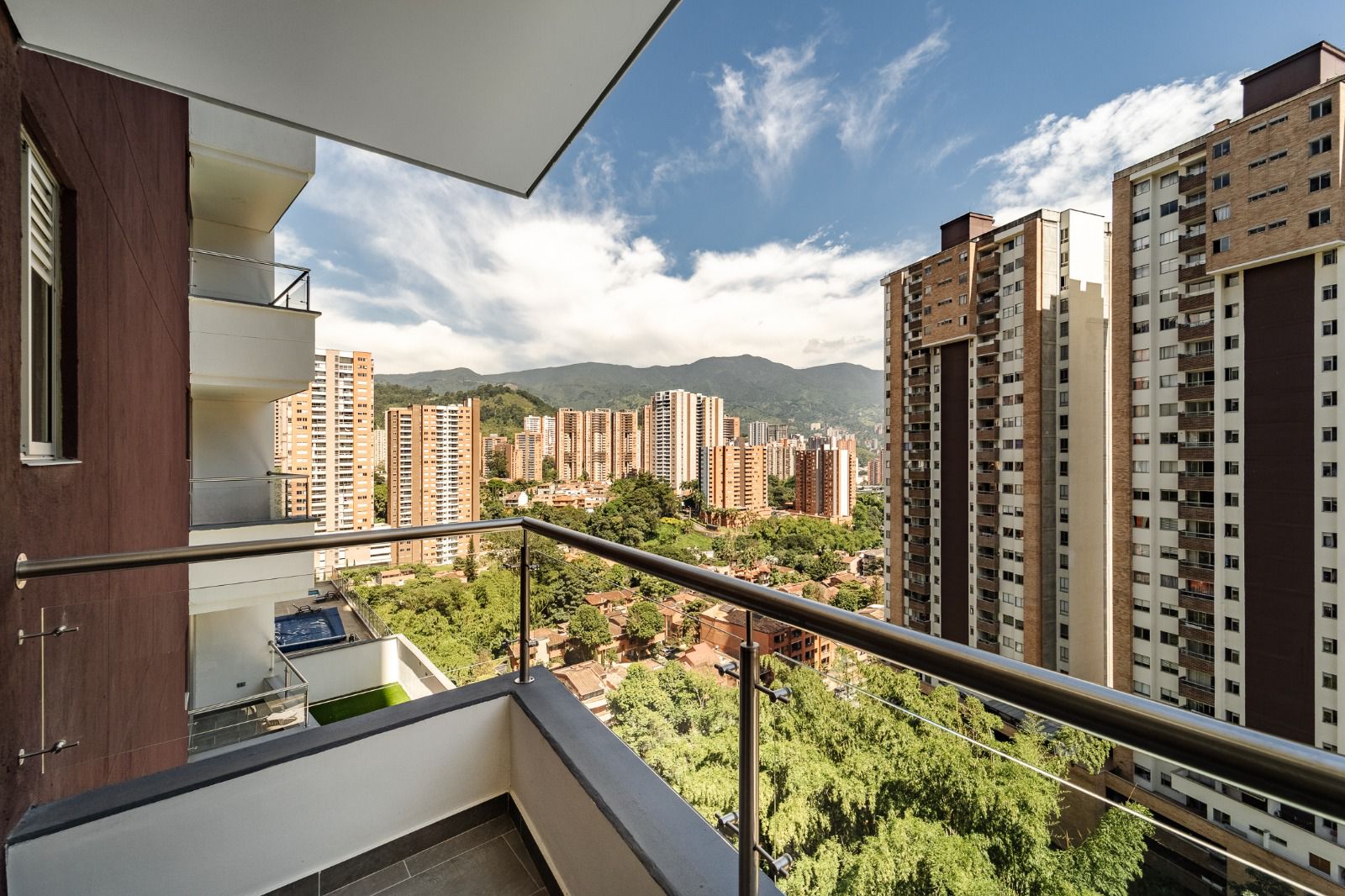 BRAND NEW APARTMENT FOR SALE IN SABANETA! - Image 9