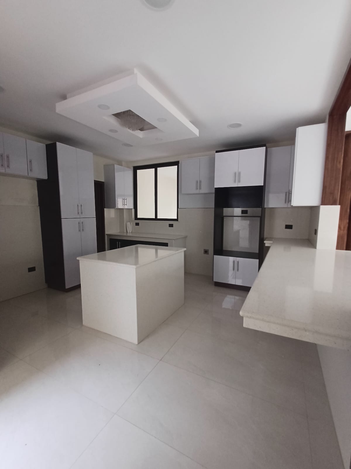 Brand-New Home in Residencial San Pablo with Luxury Finishes - Image 18