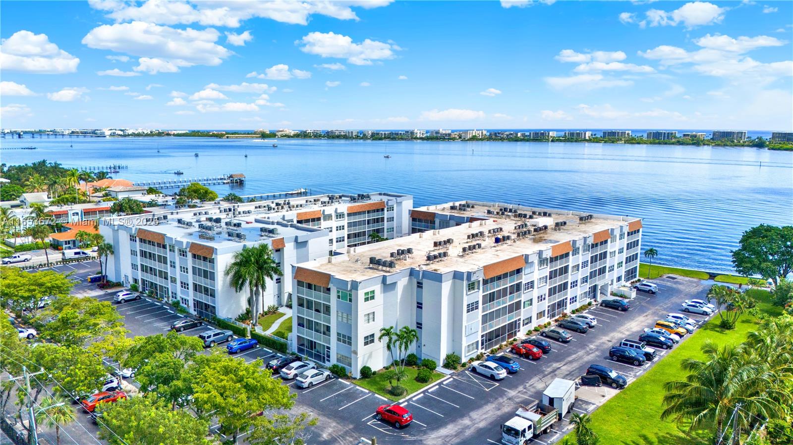Florida Coastal Corner Condo with Modern Upgrades – Steps from the Intracoastal!