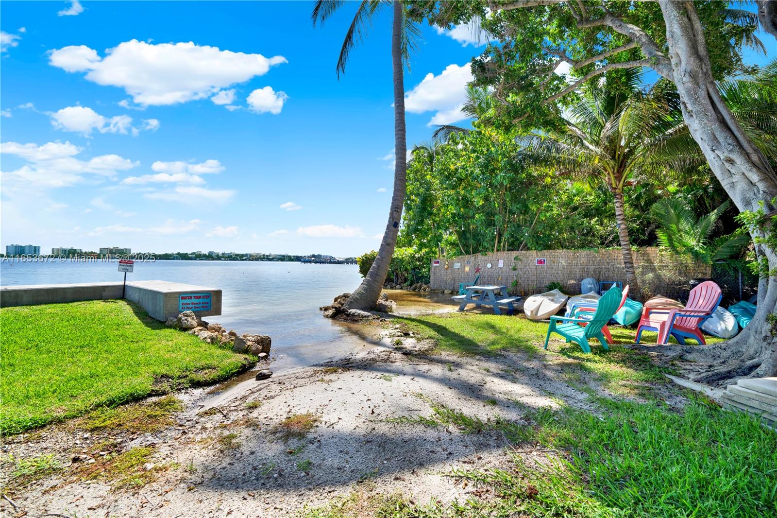 Florida Coastal Corner Condo with Modern Upgrades – Steps from the Intracoastal! - Thumbnail 17