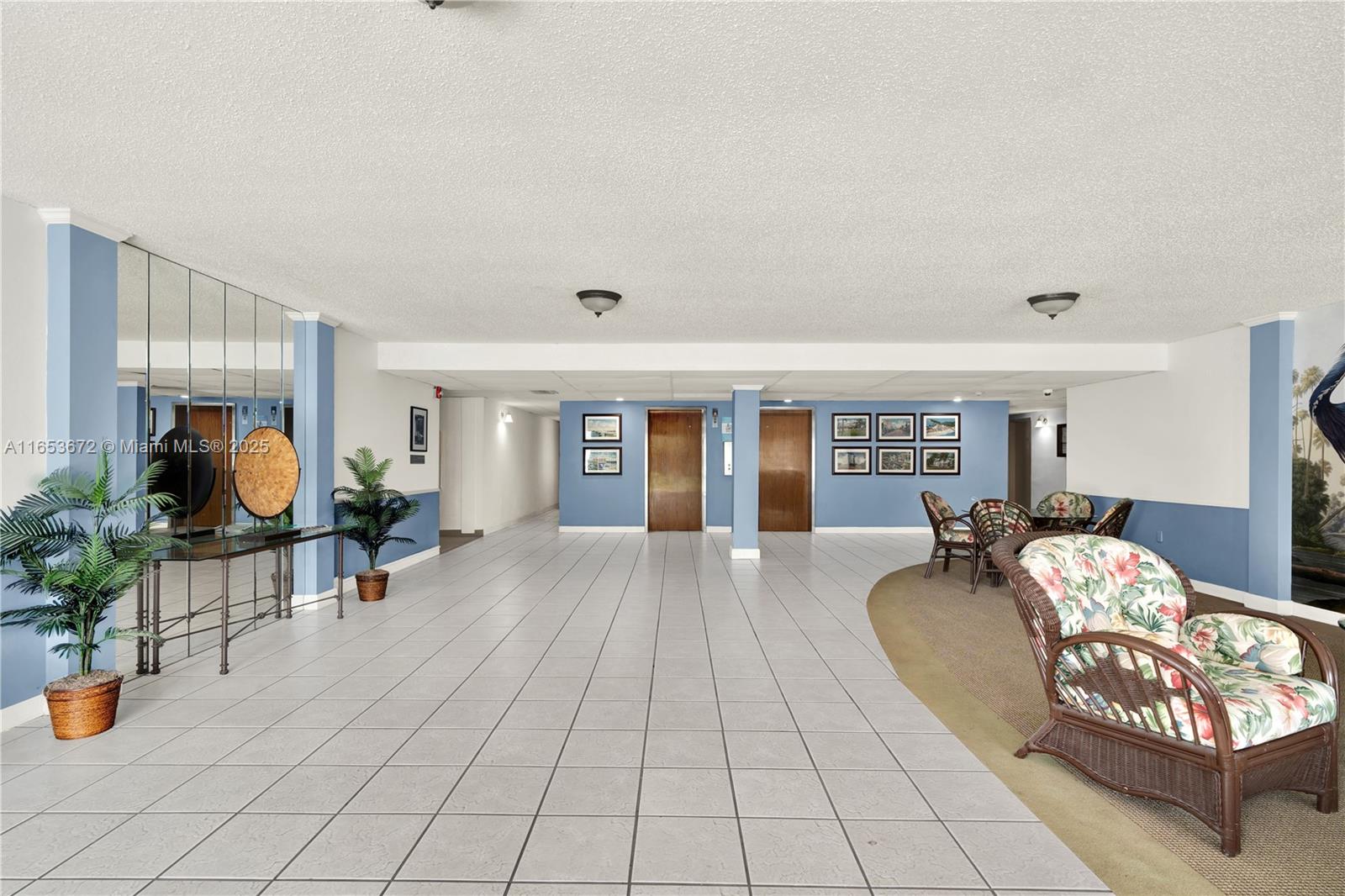 Florida Coastal Corner Condo with Modern Upgrades – Steps from the Intracoastal! - Thumbnail 16