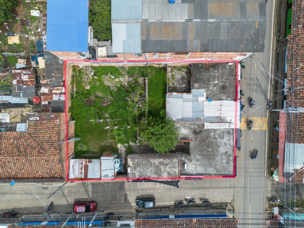 Income-Producing Commercial Lot with 7 Retail Units – (Central Dagua, Valle del Cauca, Colombia) - Thumbnail 4