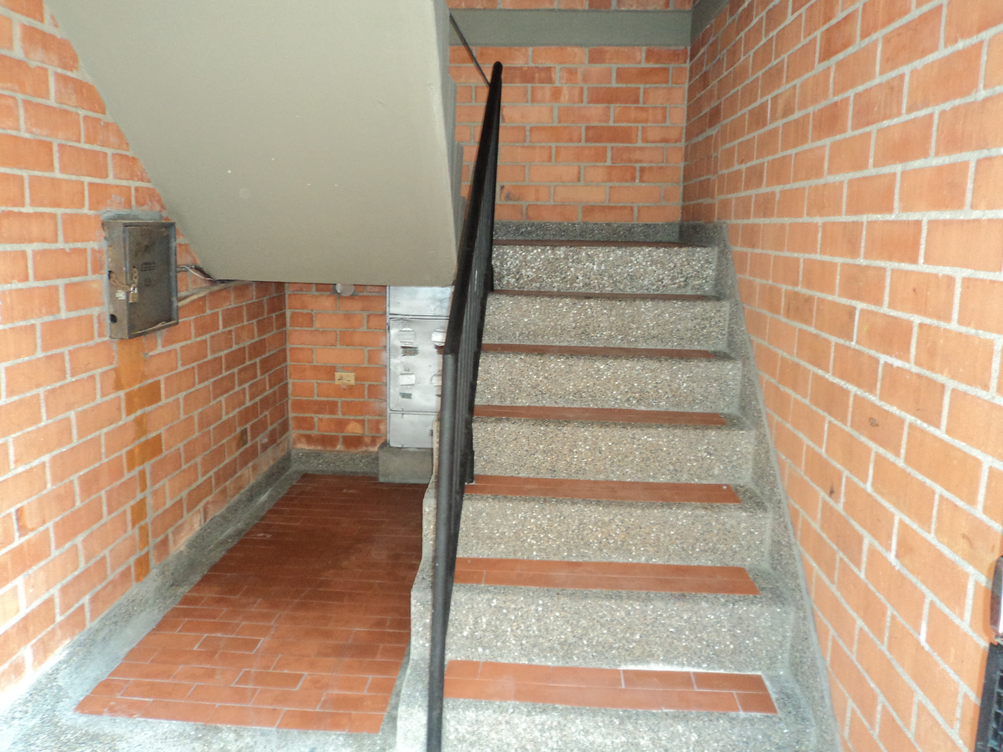 10 Unit Building in Medellin, Colombia - Thumbnail 6