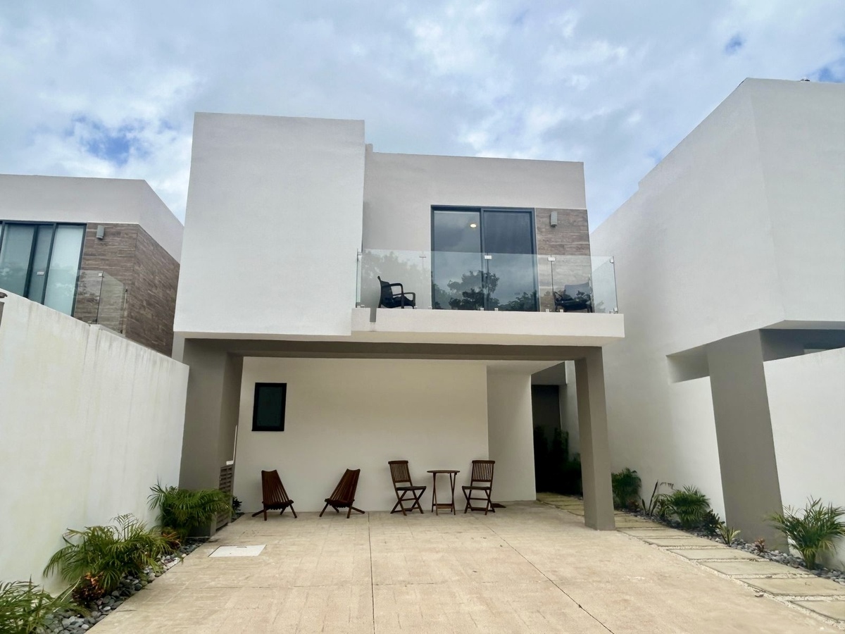Modern 3-Bedroom/ 2 Bathroom - Family Home – Bali II Residential, Playa del Carmen, Mexico