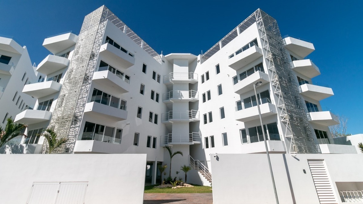 Modern 3-Bedroom Condo in Starlight Towers – Playa del Carmen - Thumbnail 7