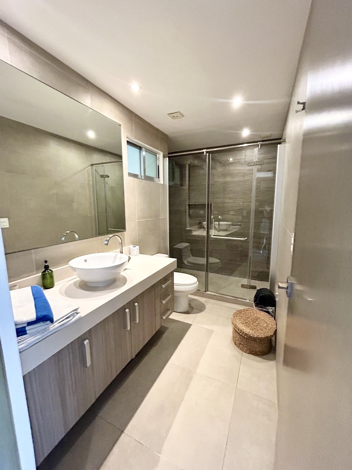 Modern 1-Bedroom Condo in Solea Building – Playa del Carmen - Mexico - Thumbnail 11