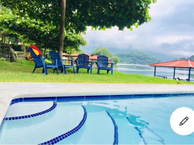 Lakefront Estate with Multiple Homes, Pools & Private Docks – Lago de Coatepeque - El Salvador - Thumbnail 10