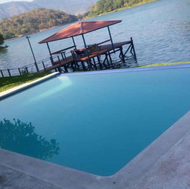 Lakefront Estate with Multiple Homes, Pools & Private Docks – Lago de Coatepeque - El Salvador - Thumbnail 8