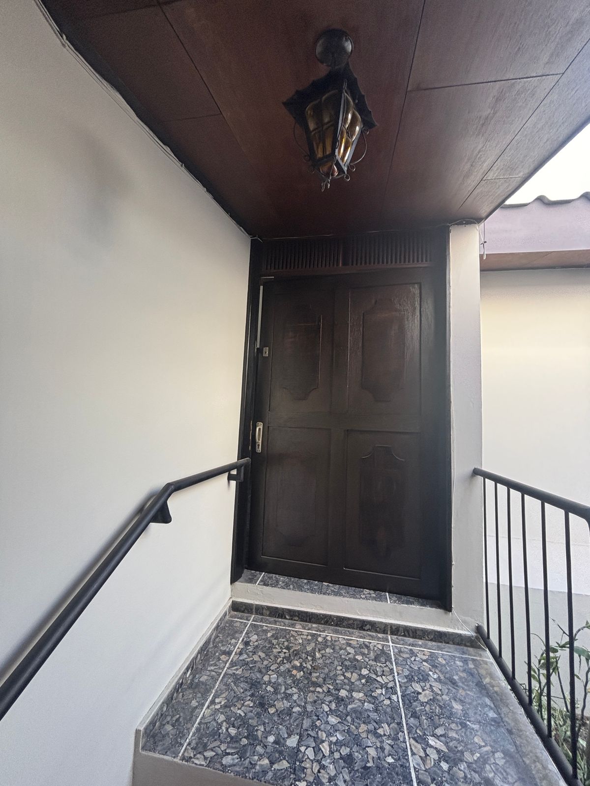 Spacious 4-Bedroom House with Mirador – For Rent in San Salvador - Thumbnail 17