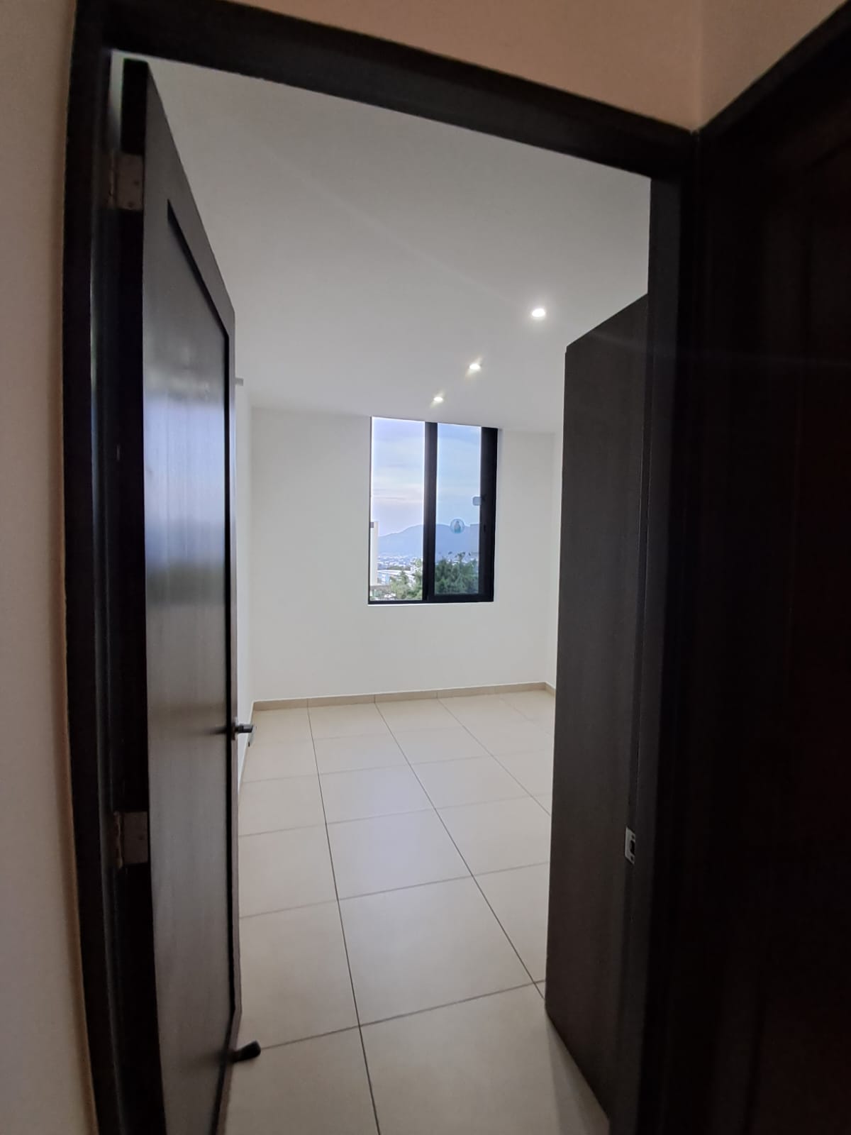 Condo Apartment with City Views – Escalón, San Salvador - Thumbnail 3