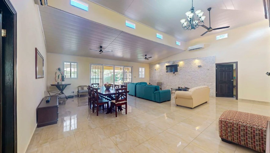 House for sale in San Carlos - Image 8