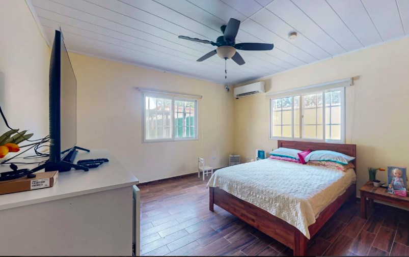 House for sale in San Carlos - Image 16