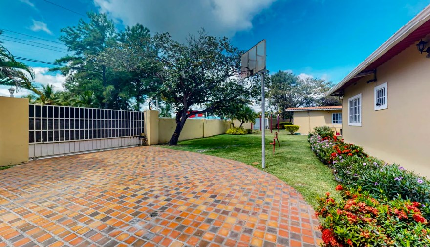 House for sale in San Carlos - Image 5