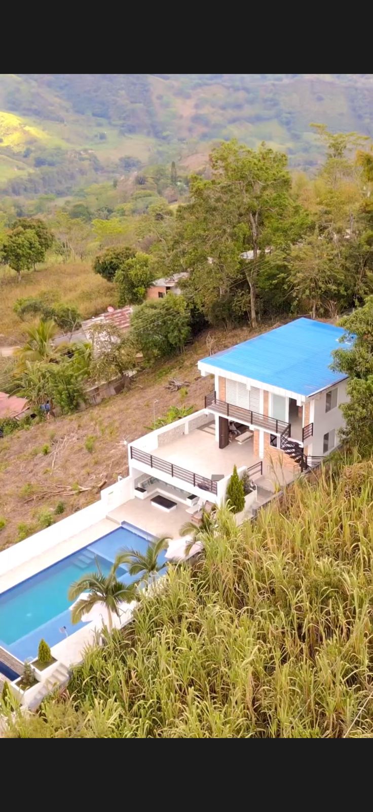 Luxury Rural Estate with Pool | Finca Los Cámbulos | Quebradanegra, Cundinamarca