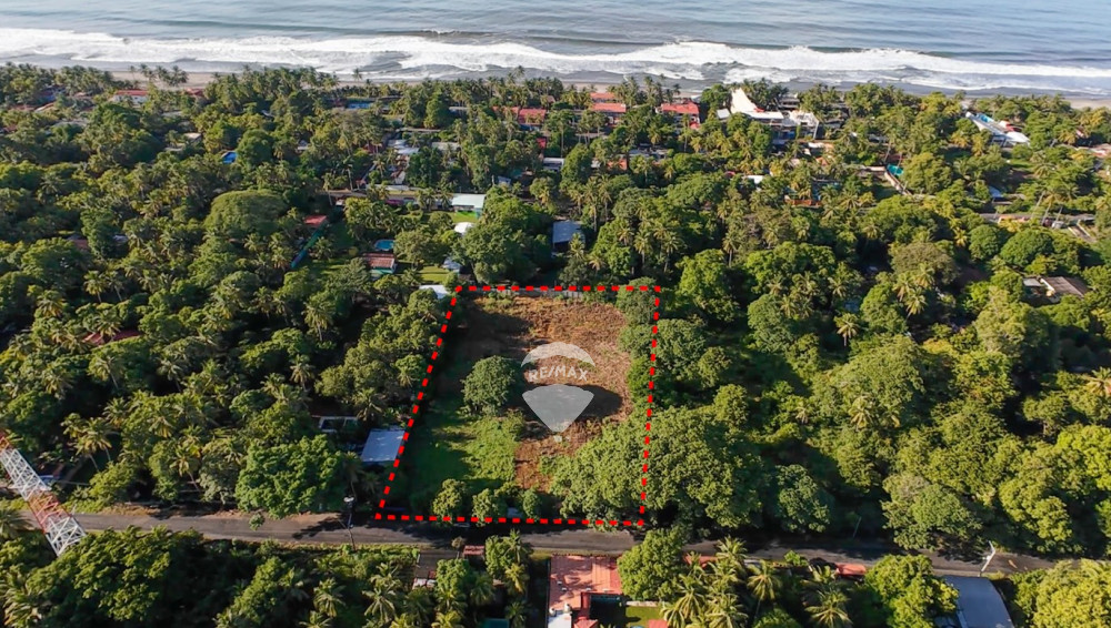 FOR SALE PLOT OF LAND 3rd ROW PLAYA SAN MIGUEL - Image 3