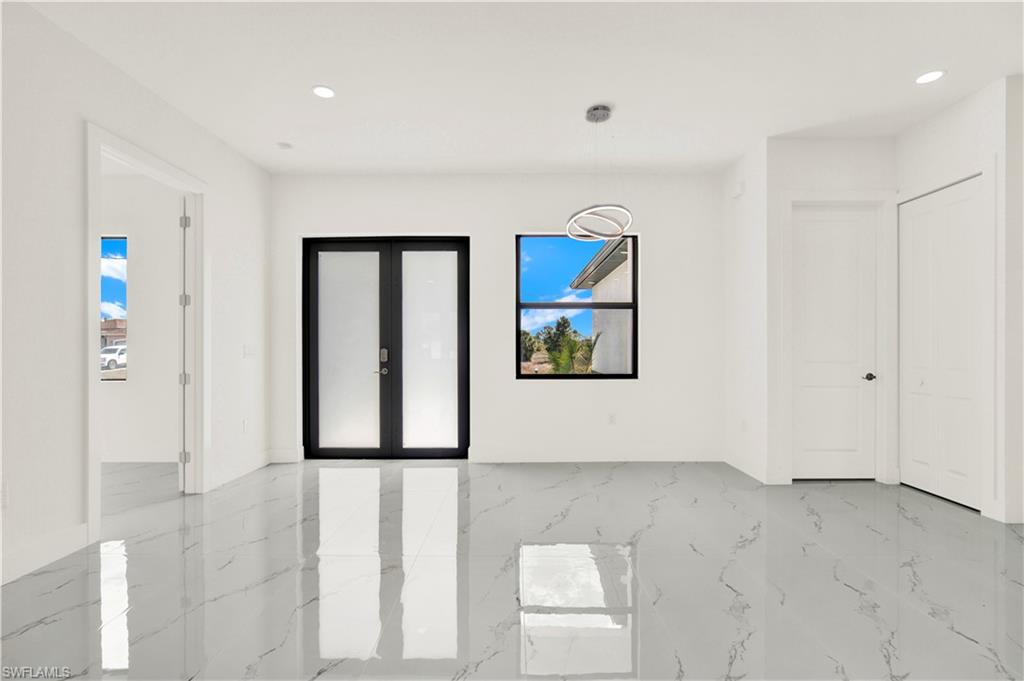914 Manresa Ave S, Lehigh Acres, FL 33974 - Image 3