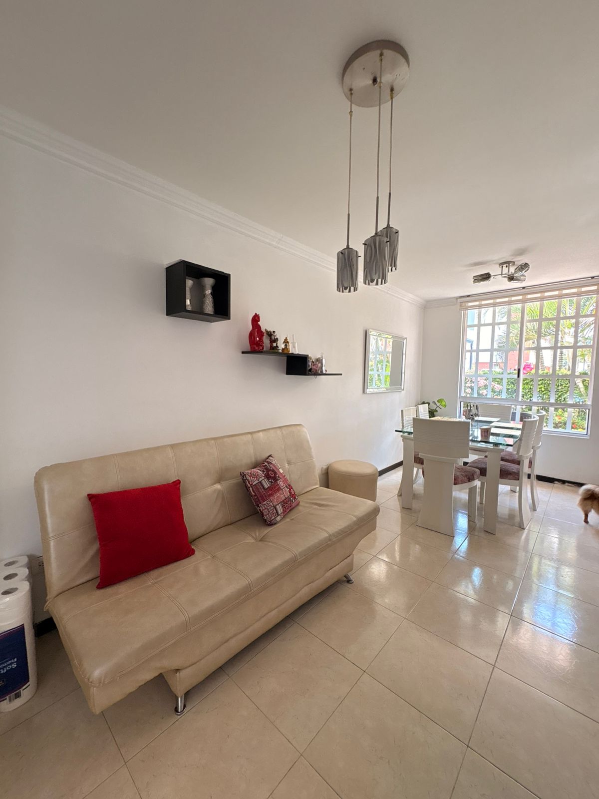 Beautiful and modern three-bedroom house. - Image 18