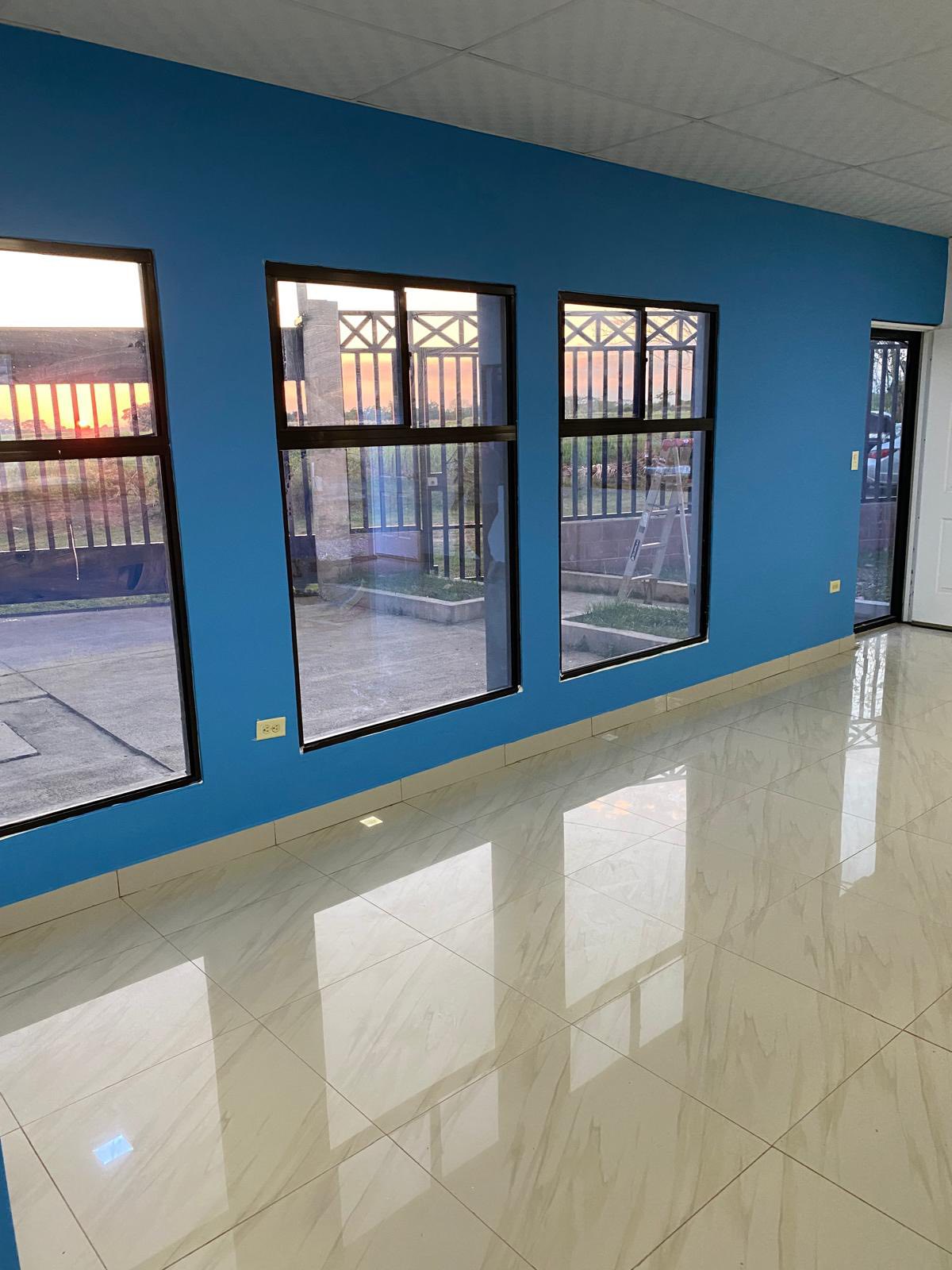 Strategic Commercial Property Near International Airport - Image 7