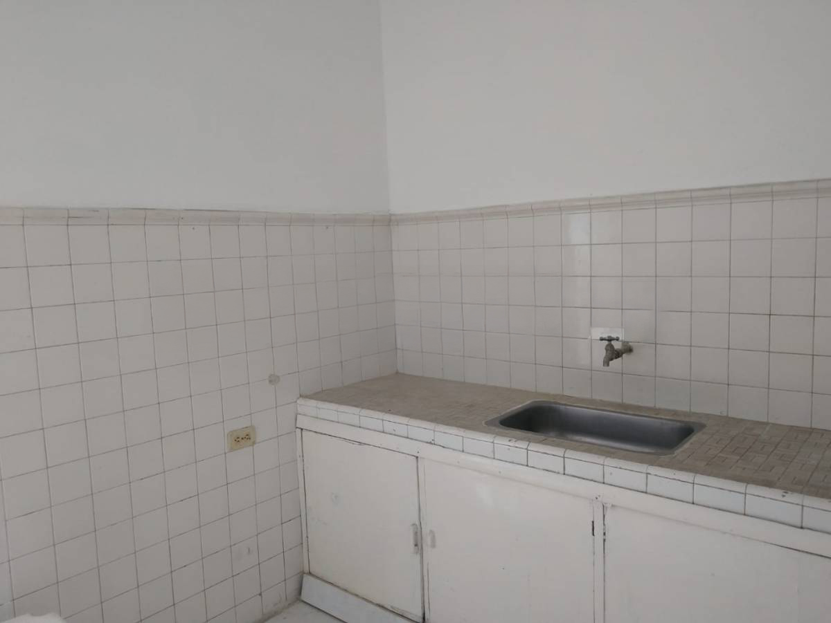 Corner Duplex House – Champagnat, Cali - Image 12