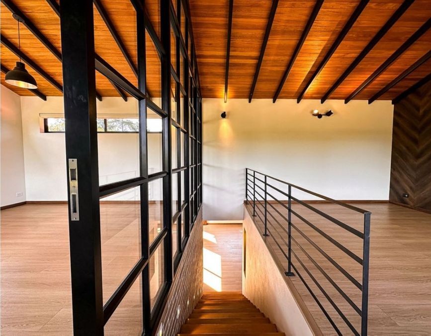 Luxury Country House – Llanogrande, Rionegro - Image 4