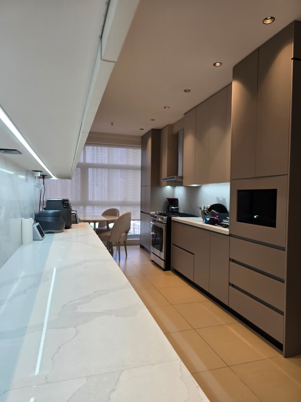 ✨ Experience Luxury  at PH Q Tower ✨ - Image 7