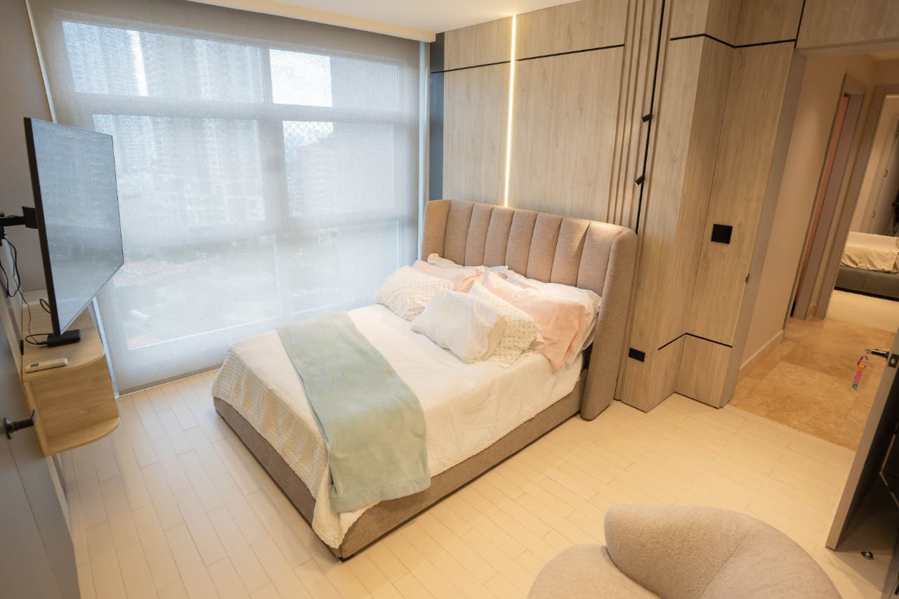 ✨ Experience Luxury  at PH Q Tower ✨ - Image 15