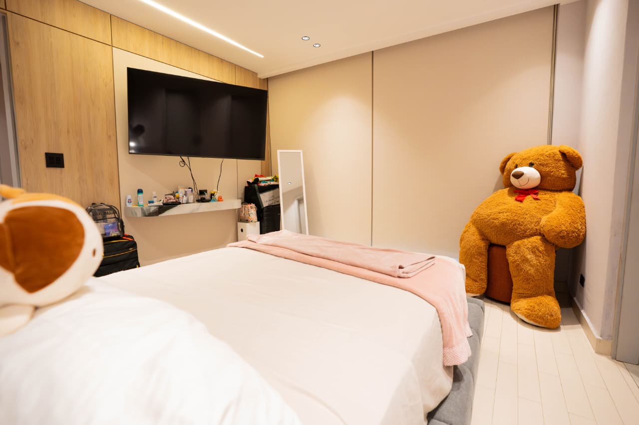 ✨ Experience Luxury  at PH Q Tower ✨ - Image 14