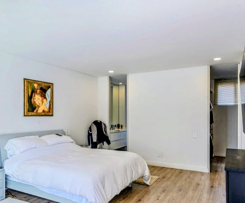 Luxury 2-Bedroom Apartment – El Virrey, Bogotá - Image 4