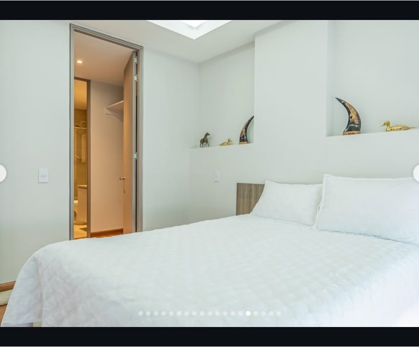Modern 1-Bedroom Apartment – Parque de la 93 | Chicó Norte, Bogotá - Image 4