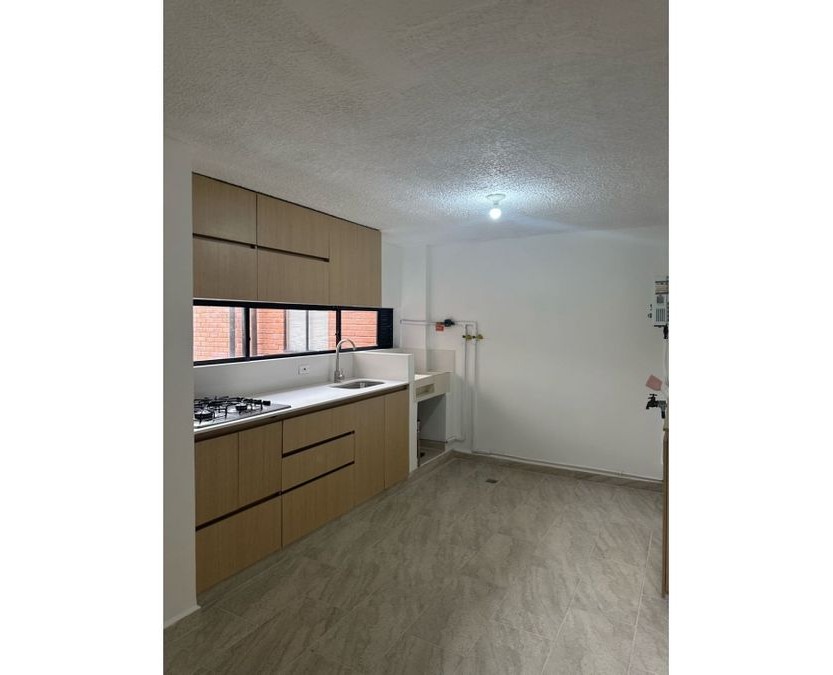 Remodeled 3-Bedroom Apartment in Loma del Escobero, Envigado - Image 1