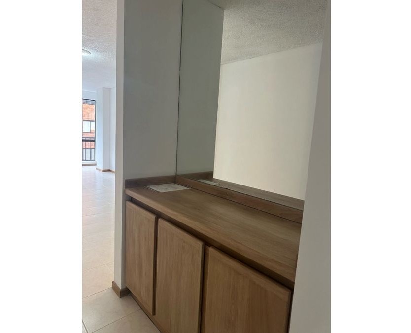 Remodeled 3-Bedroom Apartment in Loma del Escobero, Envigado - Image 9