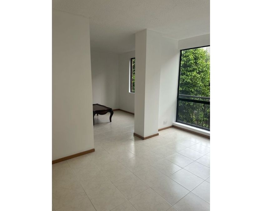 Remodeled 3-Bedroom Apartment in Loma del Escobero, Envigado - Image 10
