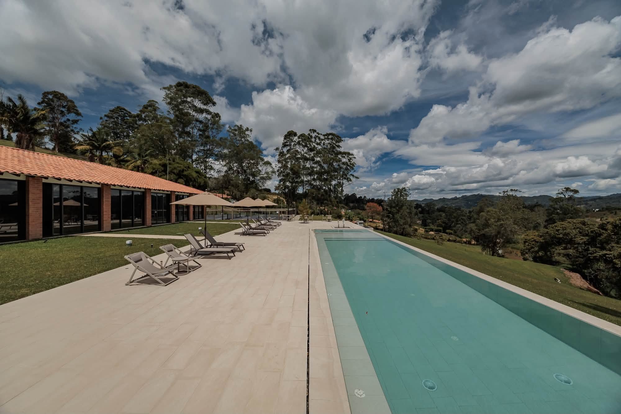 Exclusive Luxury Wellness Estate – El Tablazo, Llanogrande - Image 3