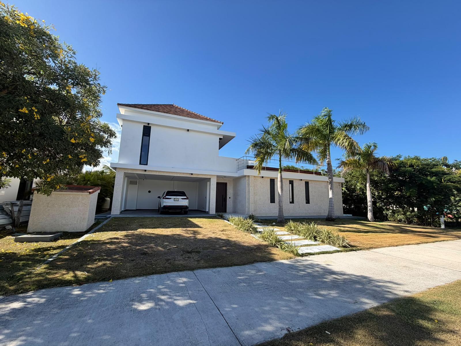 Luxury 5-Bedroom Villa – Villa Infinita | Cap Cana - Image 1