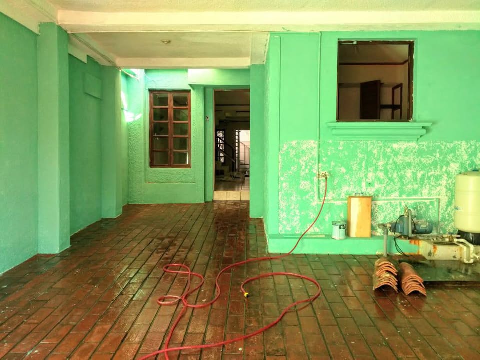 Beautiful 4-Bedroom House in Private Residential Passage – San Salvador - Image 8