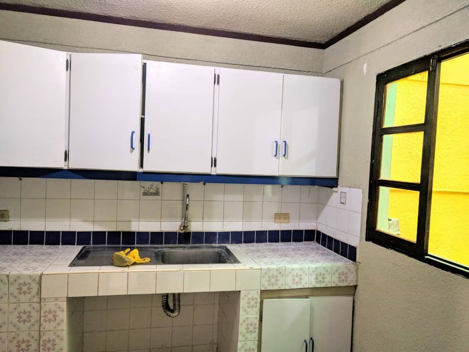 Beautiful 4-Bedroom House in Private Residential Passage – San Salvador - Image 4