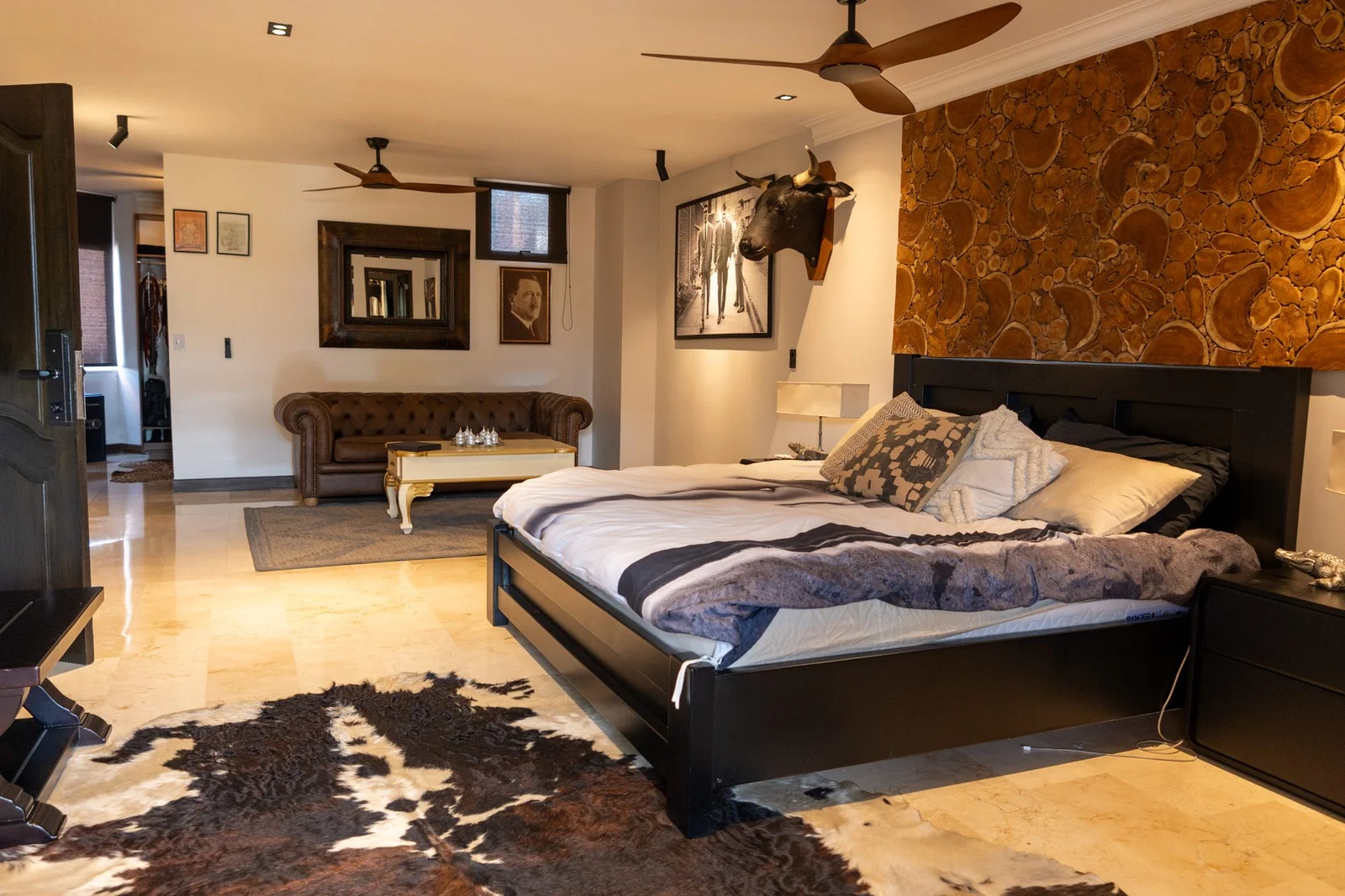 Luxury 2-Level Penthouse in Laureles, Medellín - Image 5