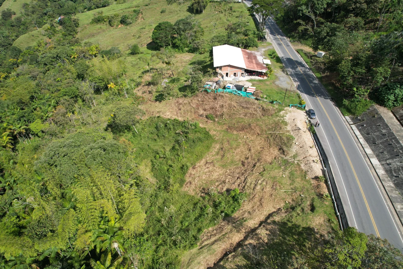 Development Land with Private Gated Access on the Medellín–Bogotá Highway, Cocorná - Image 8