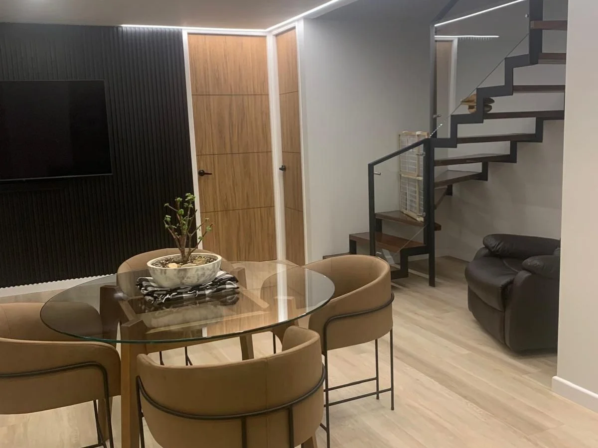 Remodeled Furnished 3-Bedroom Penthouse in Edificio Yerbabuena with Panoramic City Views - Image 10