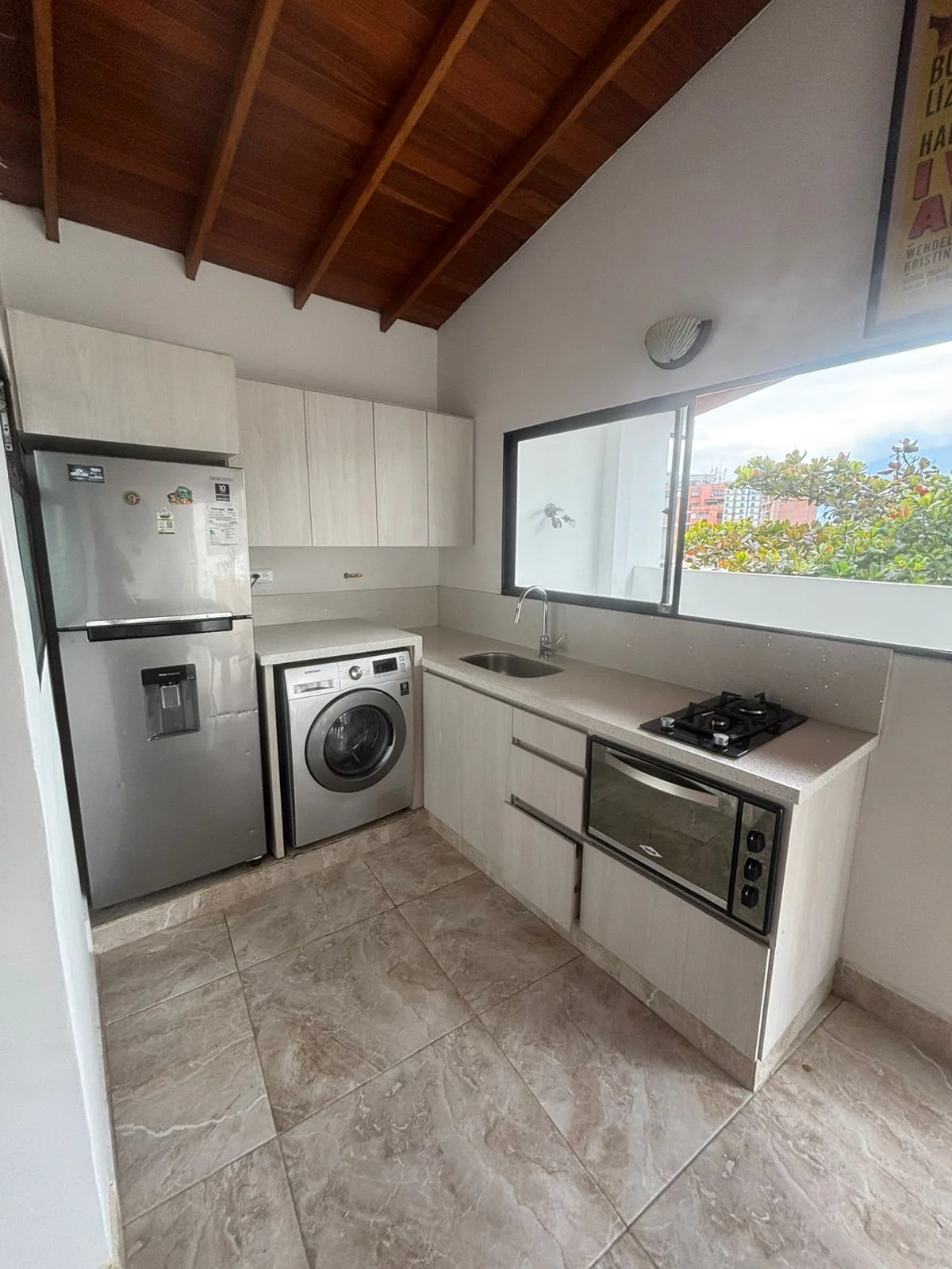 Airbnb-Approved Duplex in Laureles, Medellín – Two Independent Rental Units - Image 6