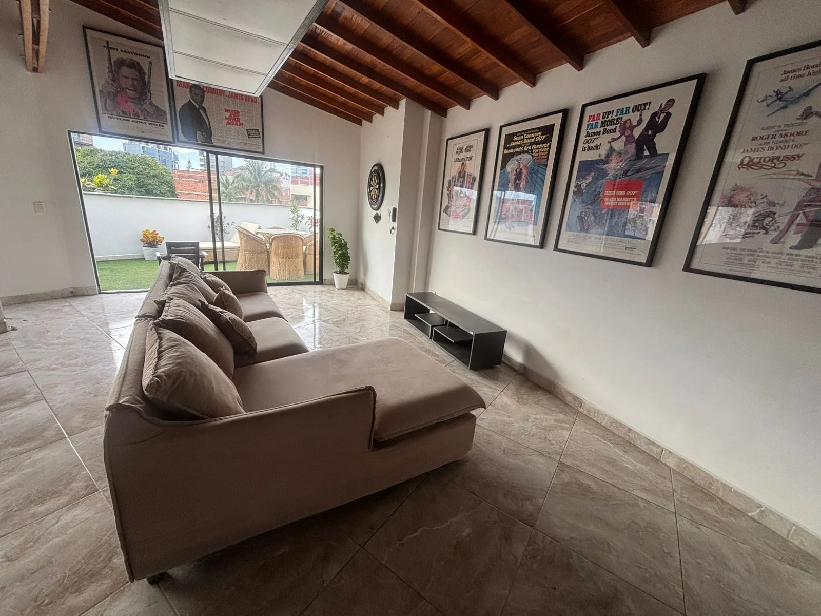 Airbnb-Approved Duplex in Laureles, Medellín – Two Independent Rental Units - Image 2