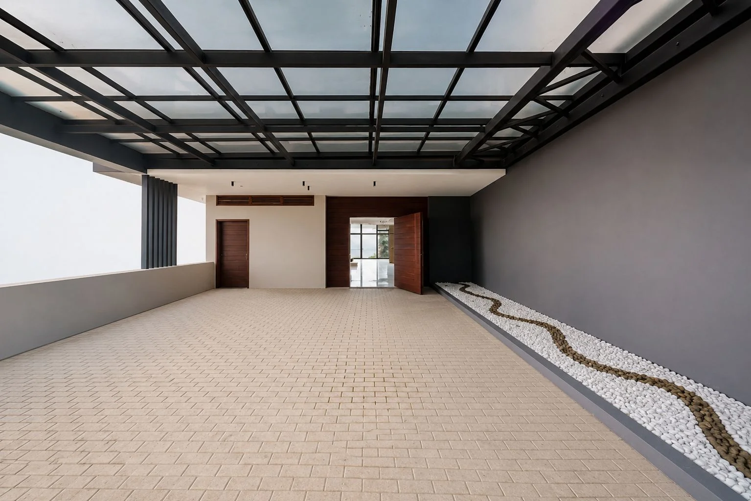 1,300 m² Sustainable Luxury Mansion in Alto de Las Palmas | Off-Grid Living, Panoramic Views & 10,10 - Image 2