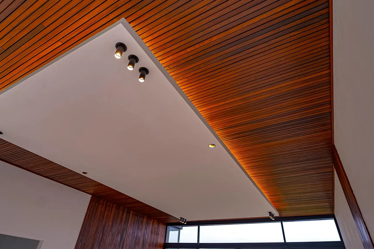 1,300 m² Sustainable Luxury Mansion in Alto de Las Palmas | Off-Grid Living, Panoramic Views & 10,10 - Image 15