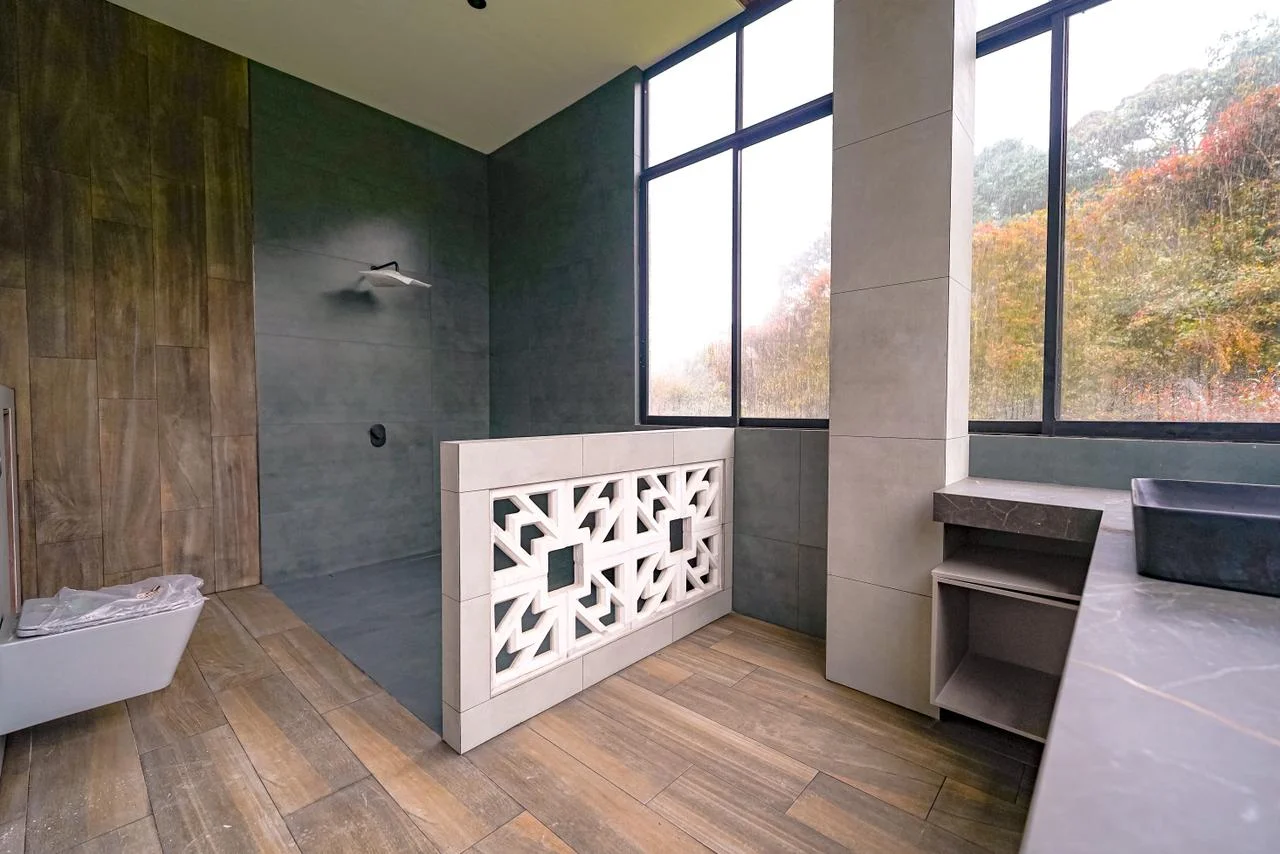 1,300 m² Sustainable Luxury Mansion in Alto de Las Palmas | Off-Grid Living, Panoramic Views & 10,10 - Image 12